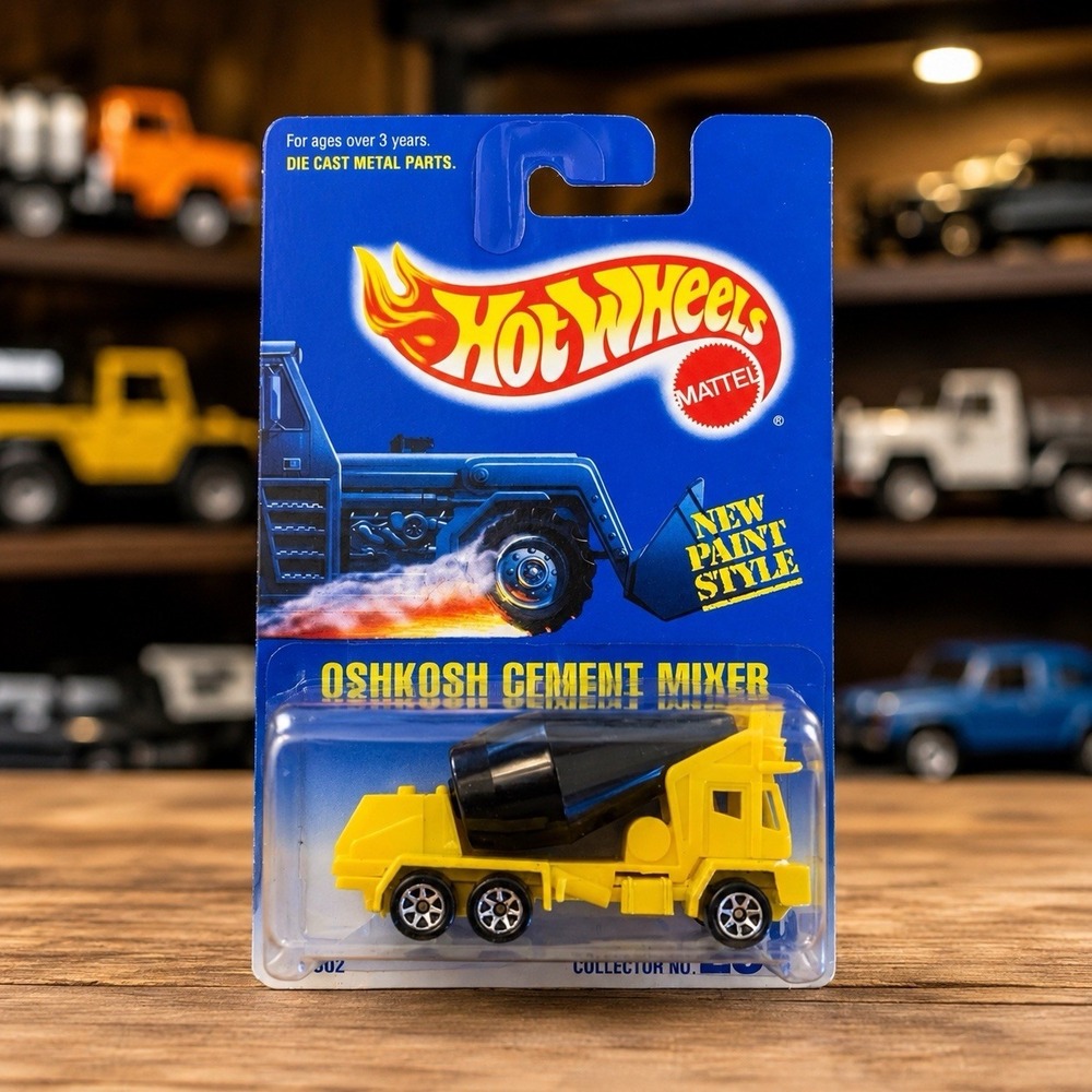 1992 Hot Wheels Oshkosh Cement Mixer #269 Yellow 1:64 MPN 12362 New Paint Style